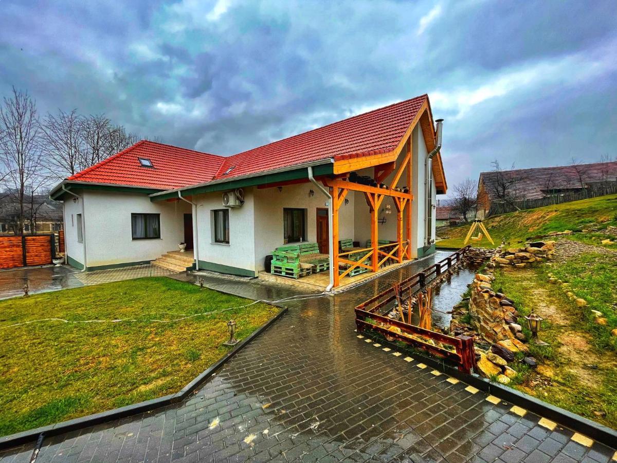 Domeniul Bondarelului Hotel Ocolisu Mic Exterior foto
